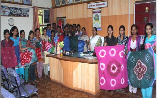 Calcium Testing of women at Kalikadevi College